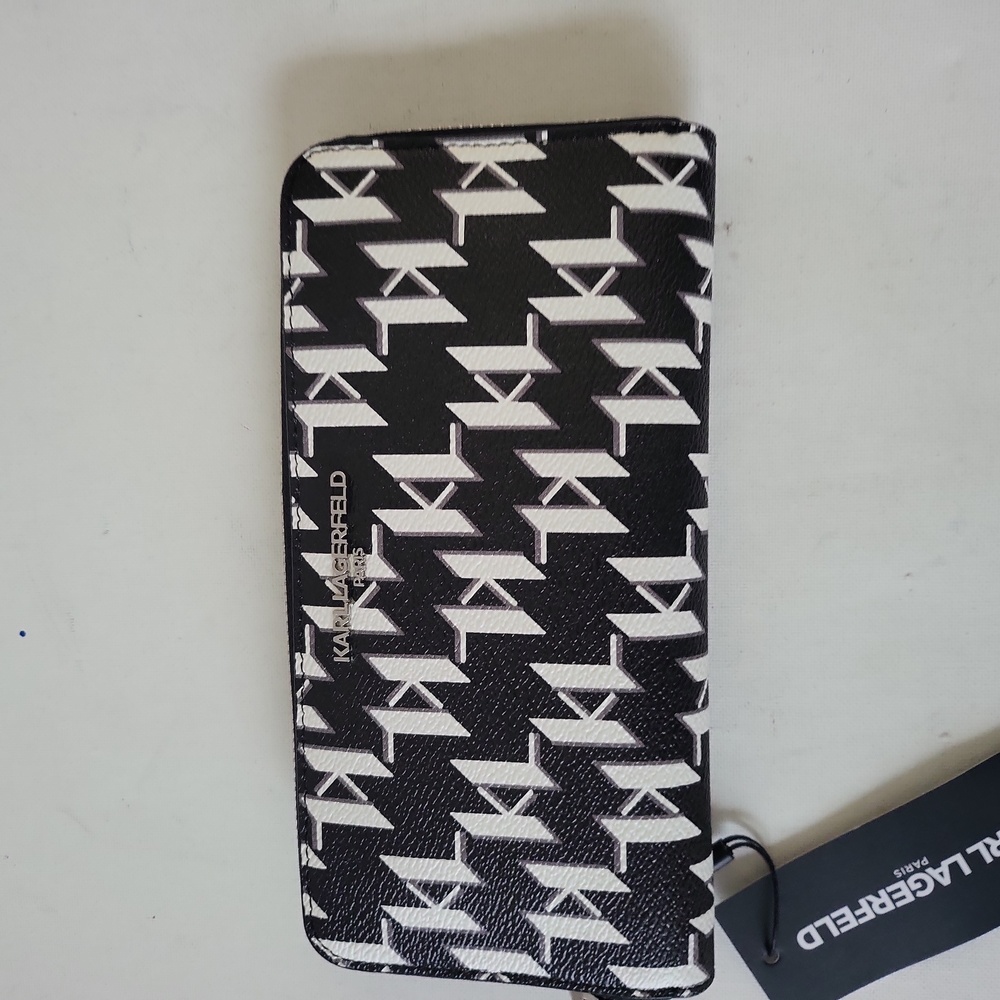Karl LagerfeldMonogram Zip Around Continental Wallet nwt